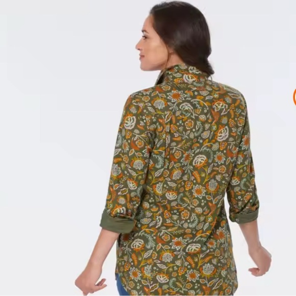 Yellow and Green Cuffed Sleeve Button Down Shirt with Notched Collar - Picture 4 of 11